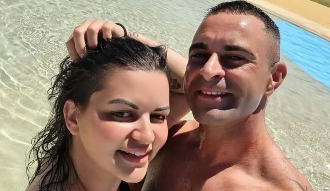 Fernanda Júlia da Silva, de 34 anos ao lado do marido, o taxista Bruno Neto 