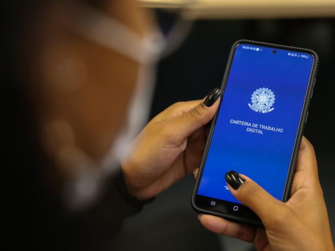 Página na internet permite que interessados em ingressar no mercado de trabalho busquem oportunidades nas unidades do estado