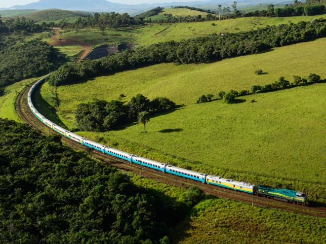Os pequenos passageiros terão a oportunidade de criar suas próprias estampas utilizando materiais reciclados 