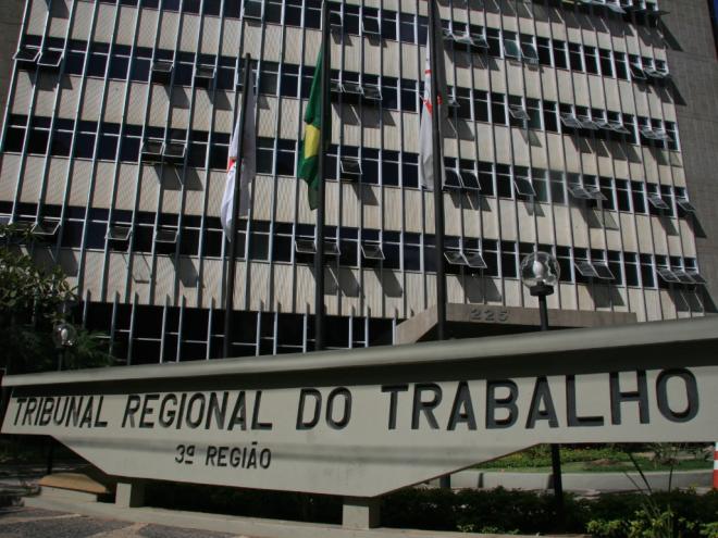 Ao recorrer ao TRT-MG, o autor conseguiu reverter a decisão