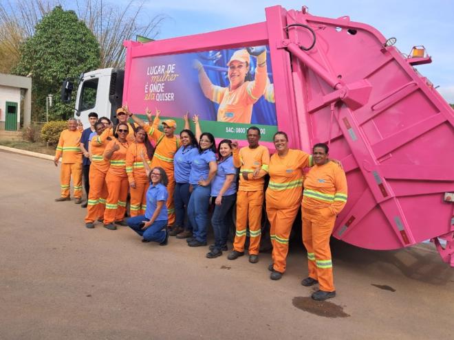 Entre as ações da Vital está a adesivação de um caminhão compactador da Coleta de Resíduos Domiciliares, que já está circulando em Ipatinga