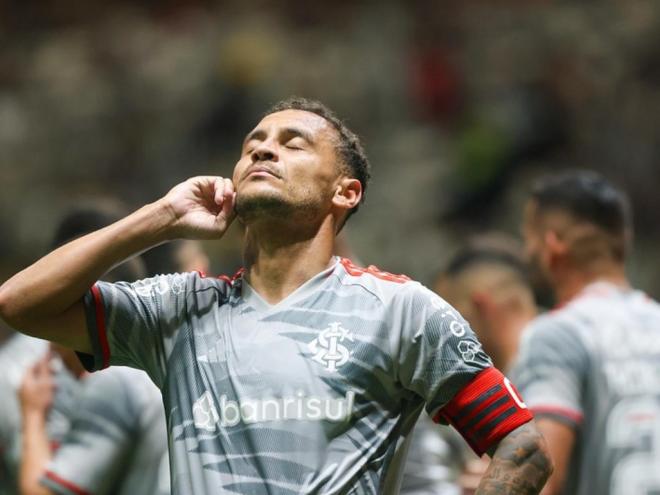 Alan Patrick abriu o caminho da vitória do Inter