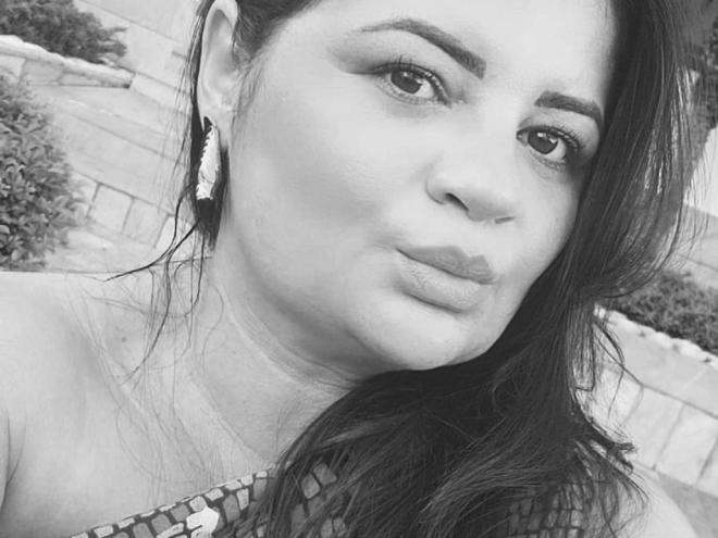 A poetisa e escritora Geise Alves: dar voz e palco
