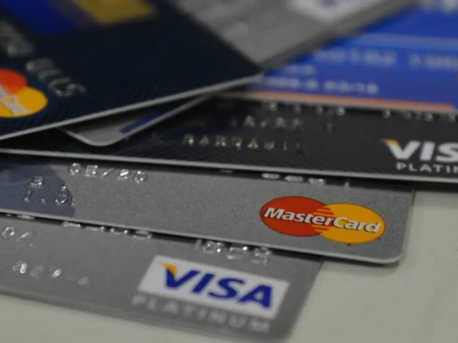 Inadimplência das famílias é de 3,2% no mês, informou o Banco Central