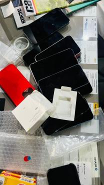 Produtos apreendidos durante a operação