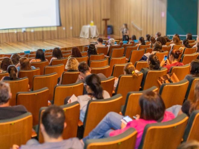O curso gratuito acontece no fim de semana em Ipatinga
