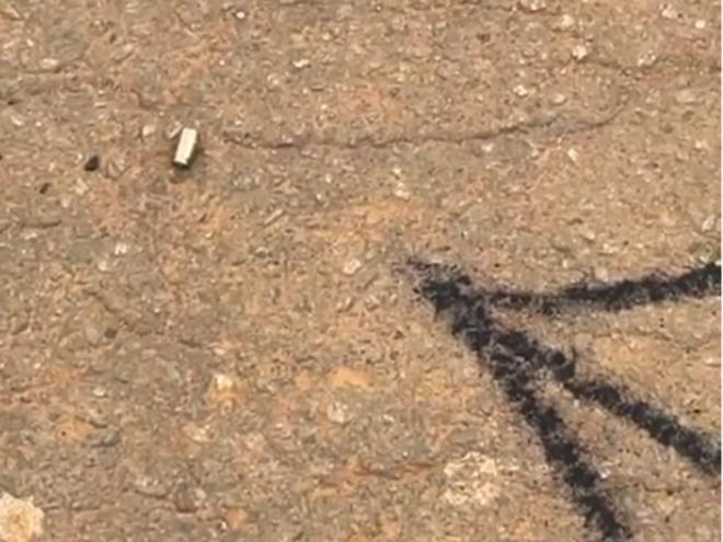 Cápsulas deflagradas foram recolhidas pelas ruas do Esperança, por onde os criminosos passaram atirando 