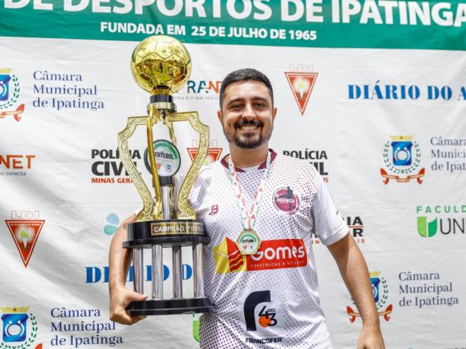 Guilherme Rezende, jovem e pé quente técnico, comanda do Juping em busca de uma conquista inédita