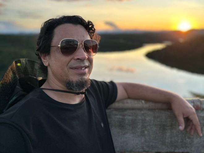 Com o título ?Aves Noturnas?, o disco de Leandro possui cinco músicas