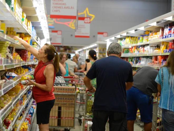 Taxa é maior do que as observadas no mês anterior (0,44%)