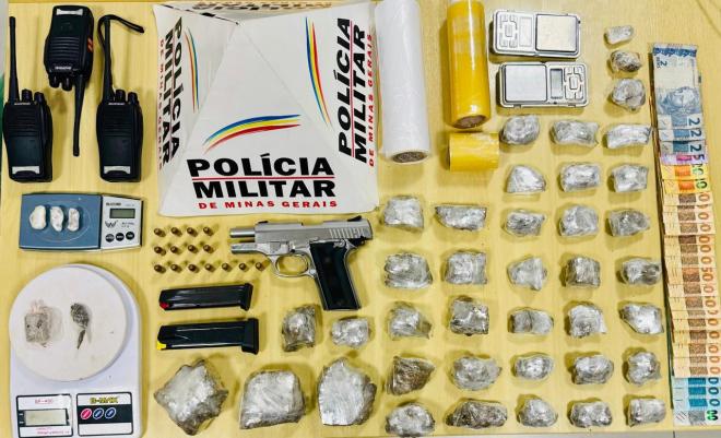 Arma, munição e droga apreendida em operação no Esperança em Ipatinga