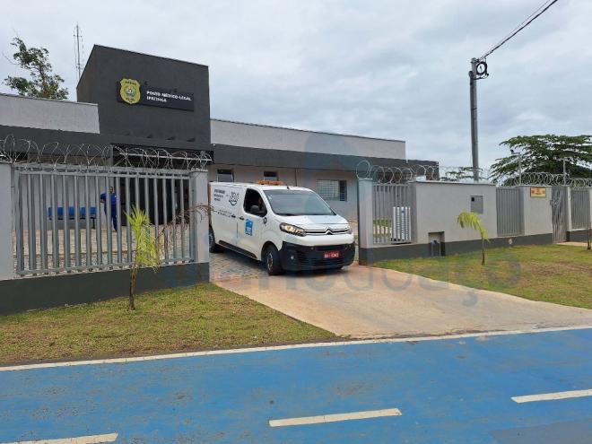 Sem identificação, corpo de vítima foi levado para o Posto Médico-Legal de Ipatinga