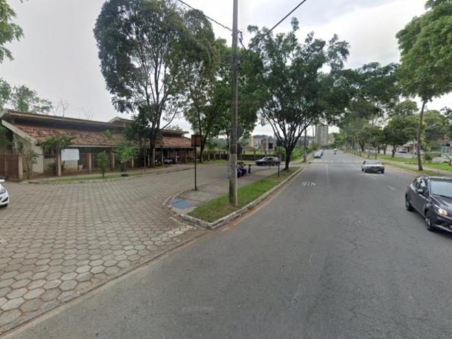 As vítimas aguardavam atendimento, quando ocorreu o assalto na manhã de segunda-feira