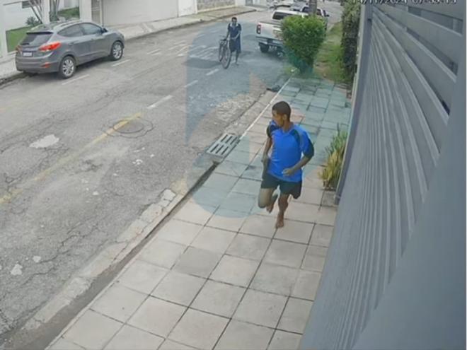 Criminosos fugiram a pé