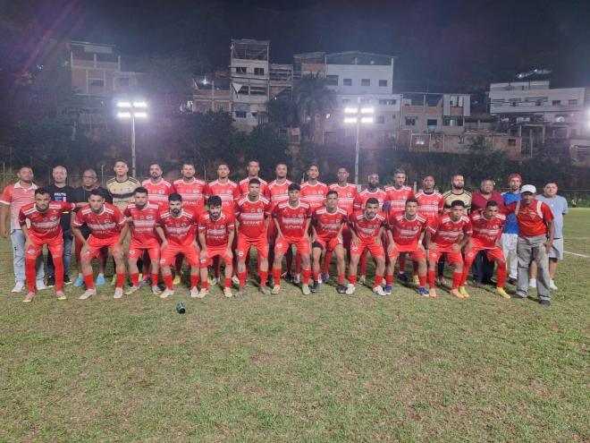 O Vale Alto, com um elenco reforçado por muitos jogadores de renome na região, chegou à semifinal