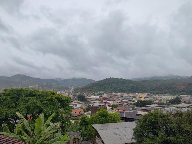 Dia amanheceu chuvoso na região