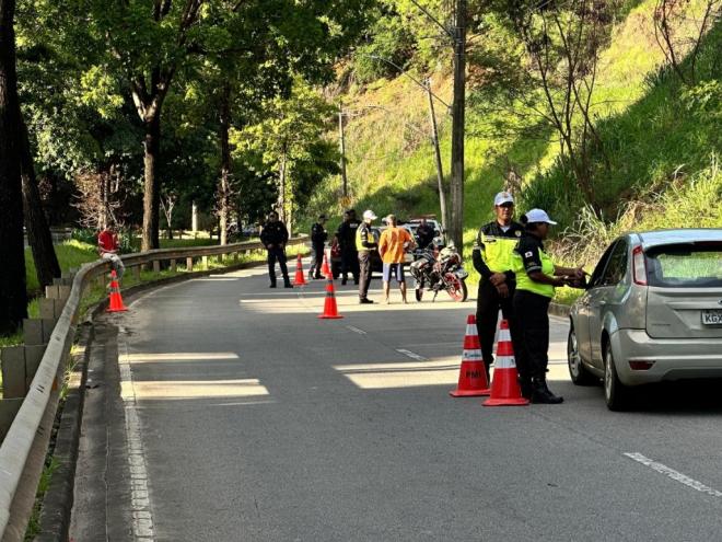 Operação conjunta entre a administração de Ipatinga e a Polícia Militar