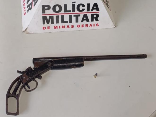 A garrucha que estava municiada com um cartucho