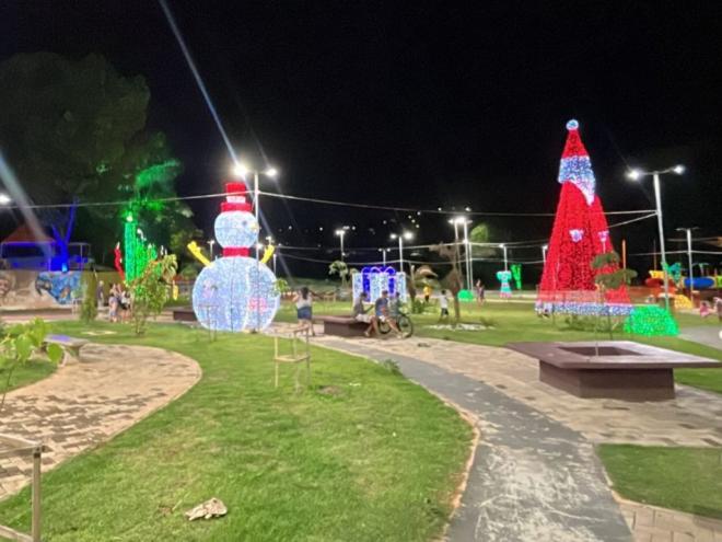 Iluminação está na área central e em diversos bairros