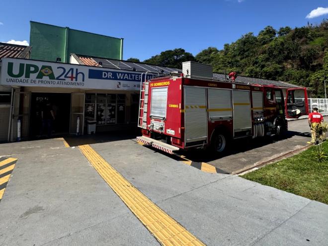 Início de incêndio foi controlado pelos bombeiros