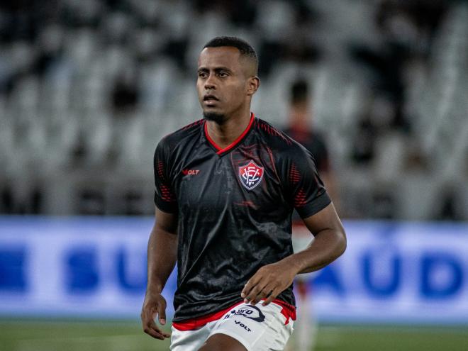Vitória garantiu a permanência na Primeira Divisão ao vencer o Fortaleza