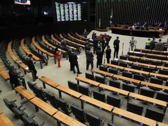 Texto segue para o Senado