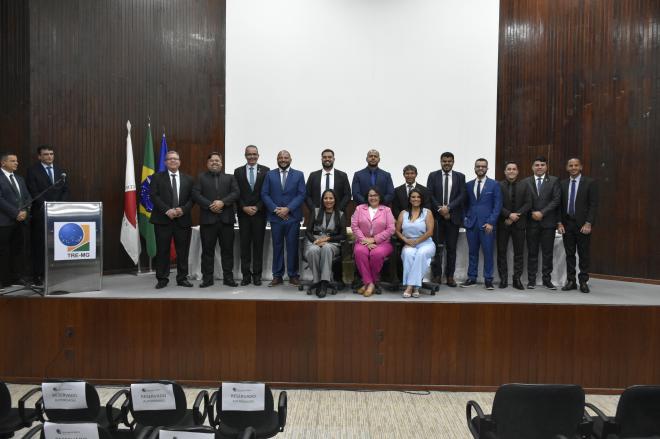 Além do prefeito e do vice, foram diplomados 15 vereadores para o Legislativo timoteense