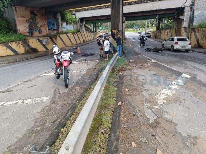 Acidente no começo da manhã deste domingo, debaixo do viaduto ferroviário no Vila Ipanema, em Ipatinga