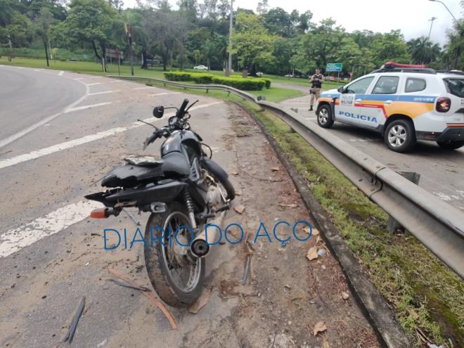 Motoqueiro envolvido em acidente em Ipatinga tinha praticado roubo em Caratinga e fugia para Ipatinga