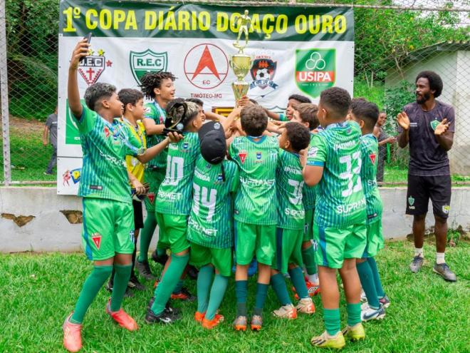 No Sub-12 da Copa Diário do Aço, festa para os meninos do Real