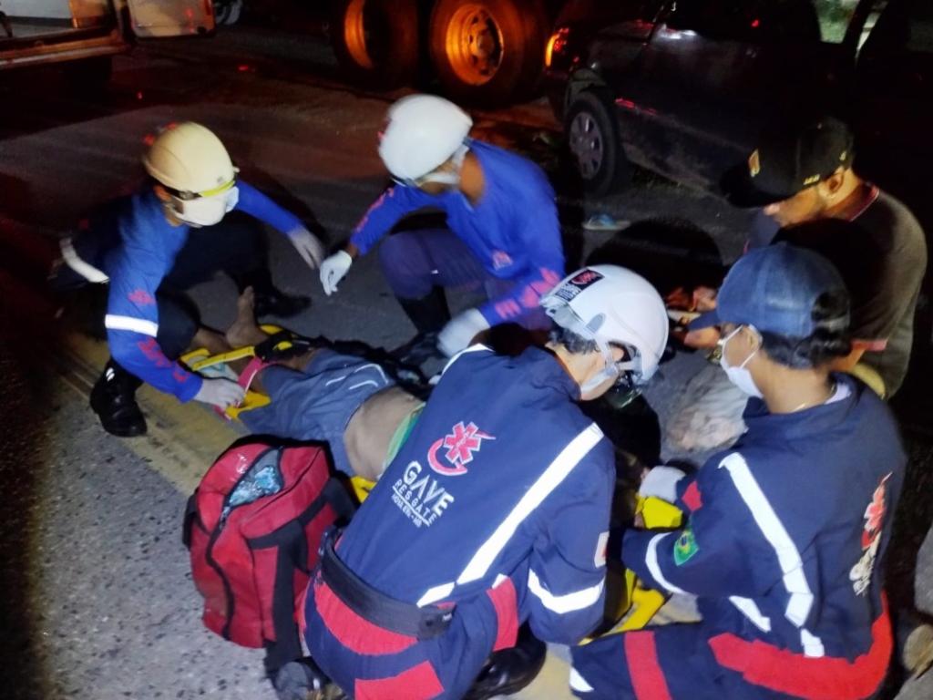 Paciente foi imobilizado com ferimentos variados e levado para o Hospital São José, Nova Era 