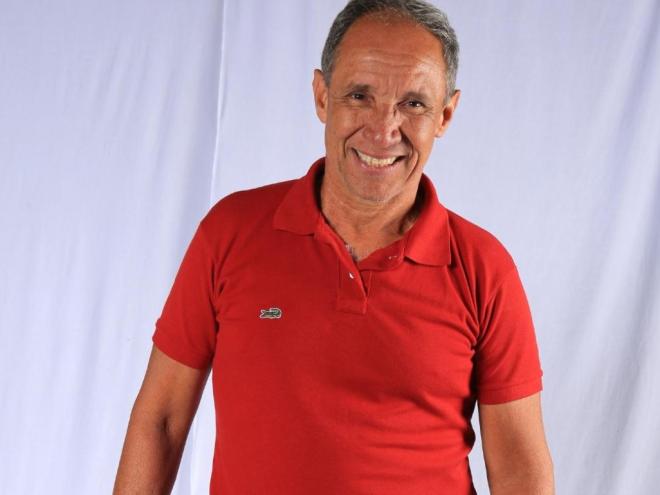 José Rodrigues, ator de Ipatinga, vive Professor Wagner