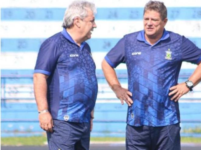 Juninho Lola, ao lado de Gilson Kleina: expectativa de boa temporada na Série A2 do Paulistão