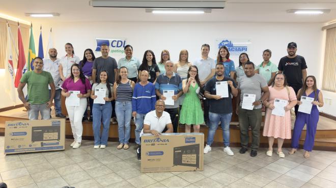 Os consumidores puderam ser contemplados com 15 prêmios