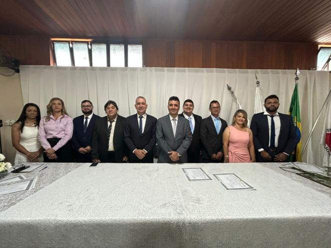 Posse ocorreu nesta quinta-feira