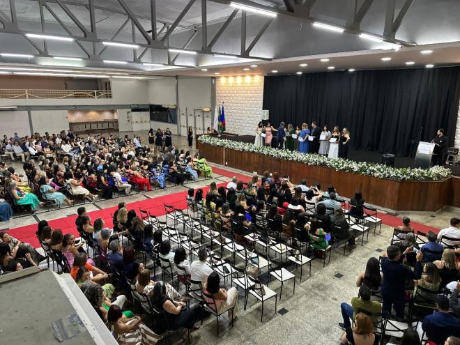 São 47 equipes diretivas empossadas, algumas delas reeleitas 