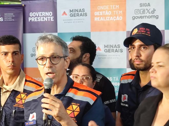 Romeu Zema ao lado do prefeito, Gustavo Nunes
