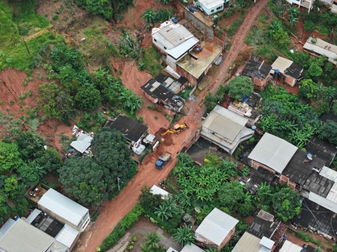 Entre as ações autorizadas por meio do decreto, está a possibilidade de ingresso em propriedades privadas, se necessário, para socorro ou evacuação