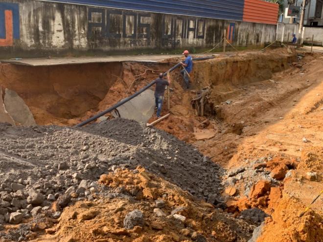 O temporal do início da semana deixou um rastro de destruição na cidade