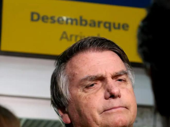 Ex-presidente queria comparecer à posse de Donald Trump