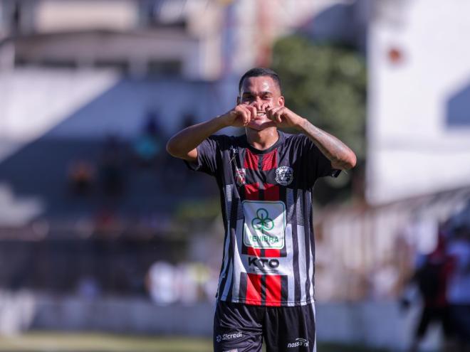 Vitor Hugo é o artilheiro da competição e só não balançou a rede em um dos quatro jogos disputados