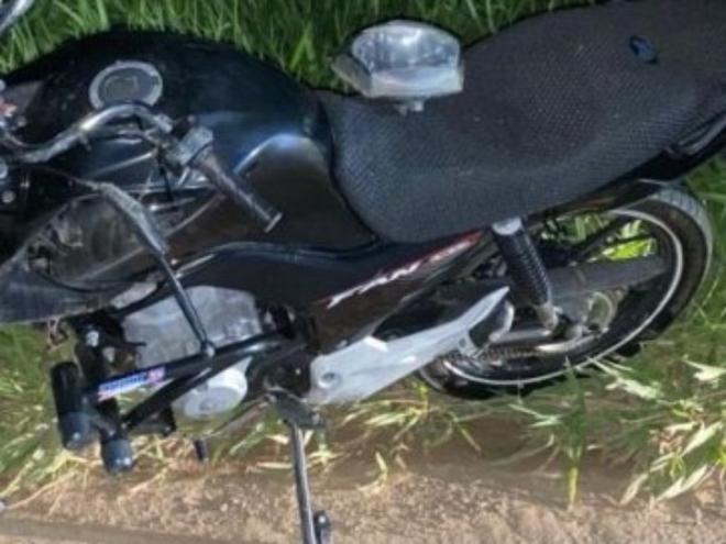 Os criminosos fugiram em direção ao município de Coronel Fabriciano, foram cercados e tiveram que abandonar a moto 
