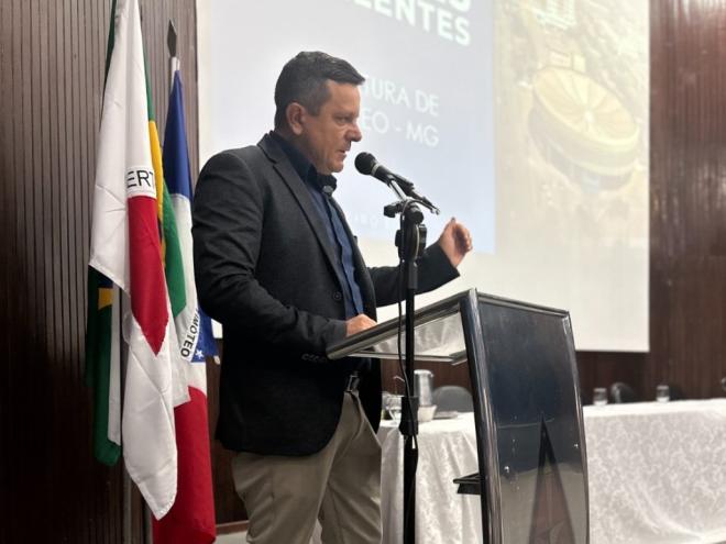 Prefeito Vitor Prado fez a apresentação na manhã de quinta-feira