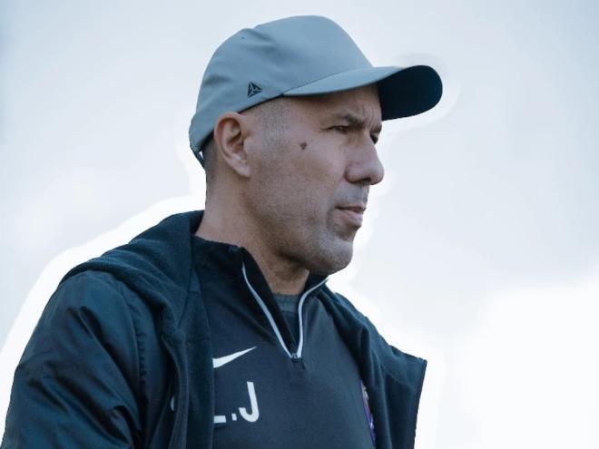  Junto com Leonardo, também chegam ao Cruzeiro os auxiliares Antonio Vieira, José Barros e Diogo Dias