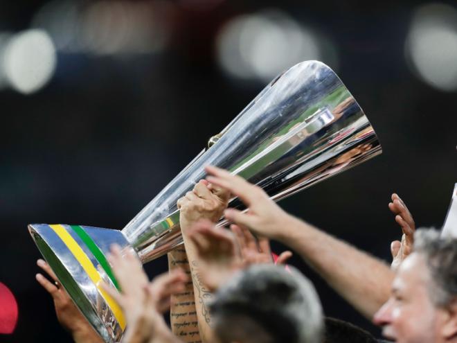 A busca pela primeira taça do ano será na tarde deste domingo