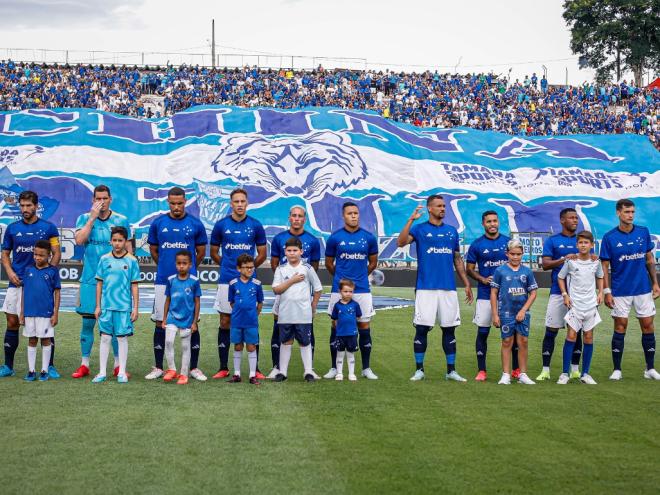 No ano passado, o Cruzeiro jogou contra o Athletic na Arena do Jacaré