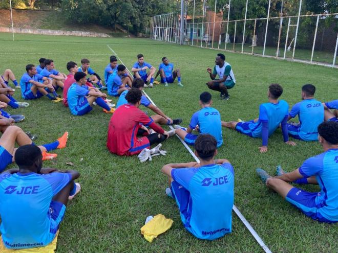 Esta área, nos antigos campos de futebol soçaite, será um dos espaços a ser utilizado pela escolinha de futebol RPS