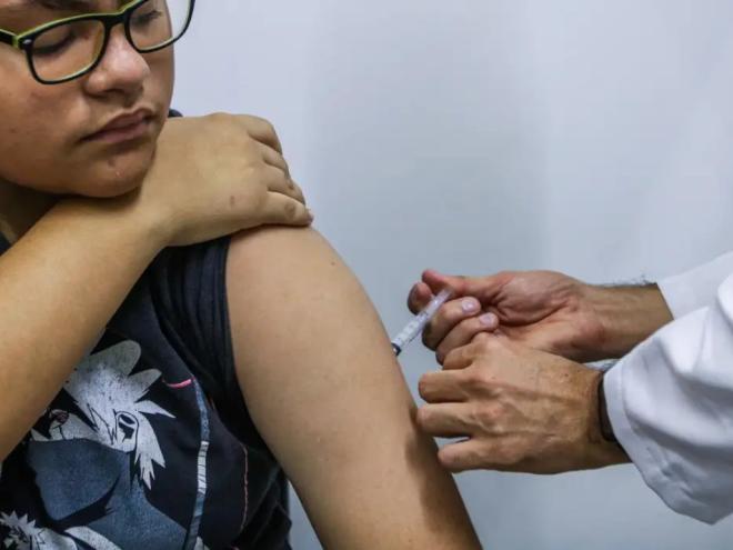 Das mais de 6,3 milhões de doses distribuídas, 3,2 foram aplicadas