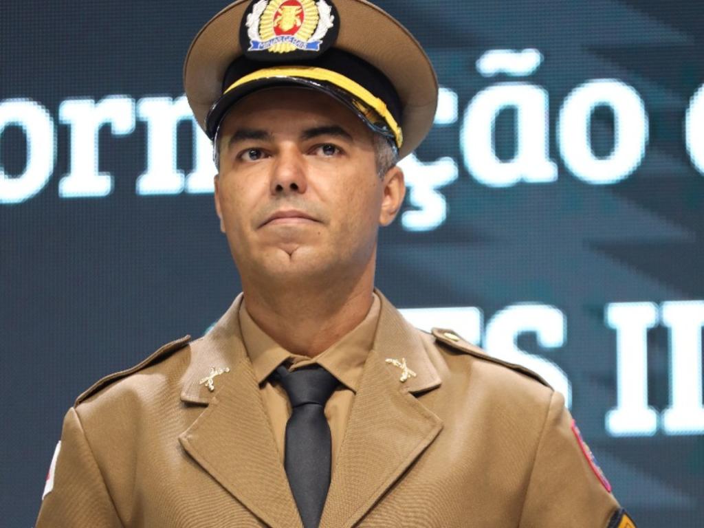 O Sargento Alisson Roberto Martins Mendes, primeiro colocado no geral do curso em todo o Estado de Minas Gerais
