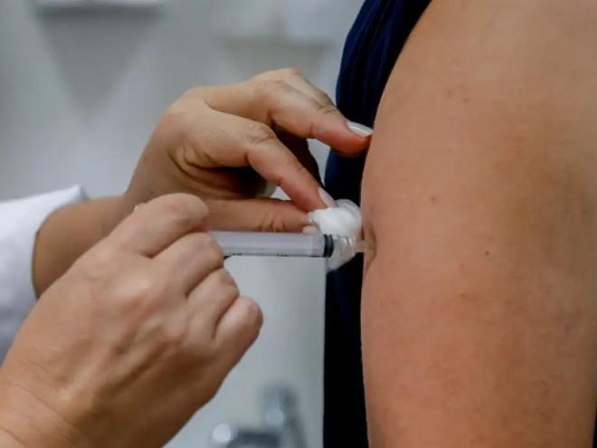 Não há previsão de imunização em massa este ano